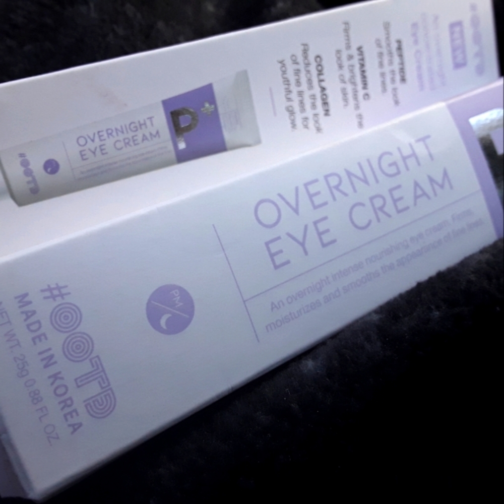 OOTD overnight eye cream